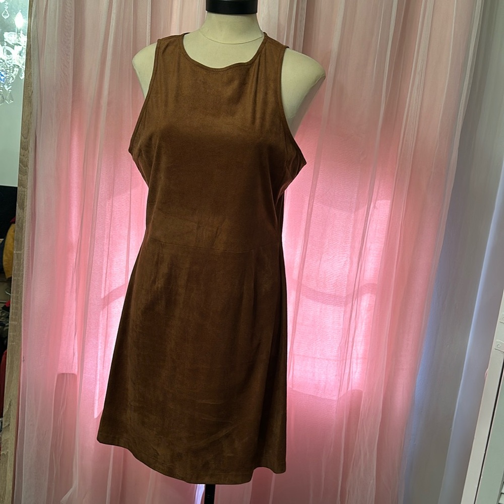 Cupcakes & Cashmere butterscotch dress size L. Super soft and comfy NWT